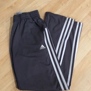 Kids grey adidas joggers - M 10/12